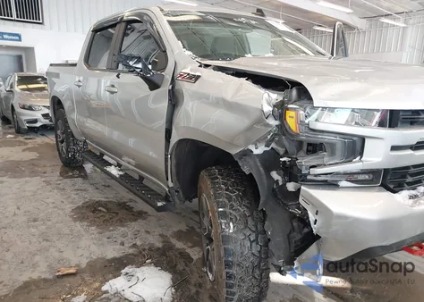 2021 Chevrolet Silverado 1500 4Wd Short Bed Rst z USA, uszkodzony, nr VIN 3GCUYEED8MG191722